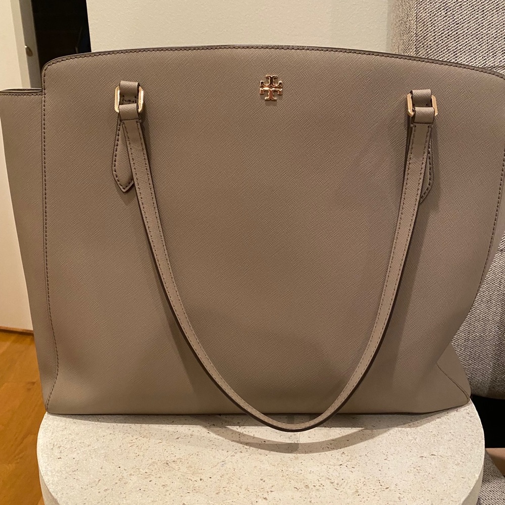 Tory Burch Beige Saffiano Tote